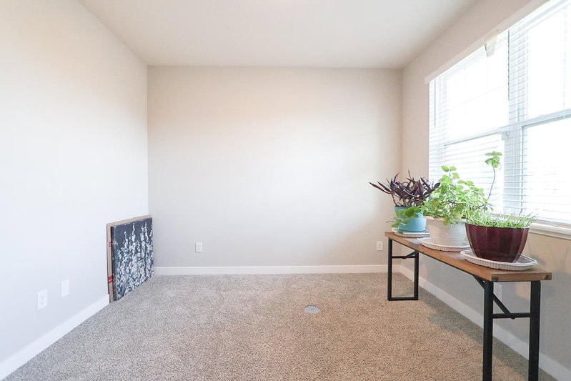 12744 Erskin Street NE - Photo 4
