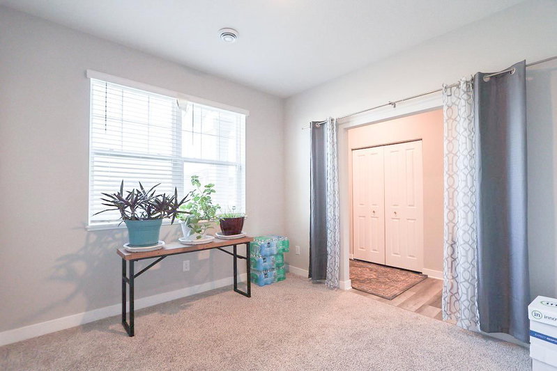 12744 Erskin Street NE - Photo 5