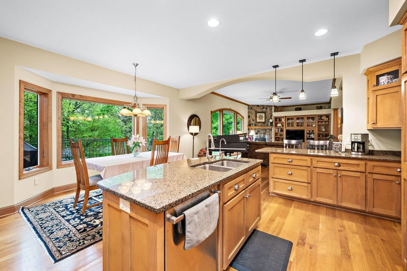 3990 Golfview Drive - Photo 13