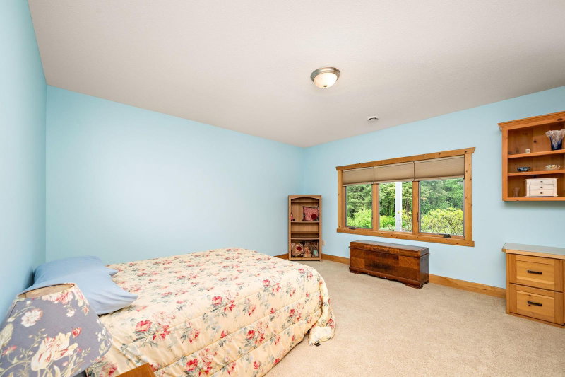 3990 Golfview Drive - Photo 32