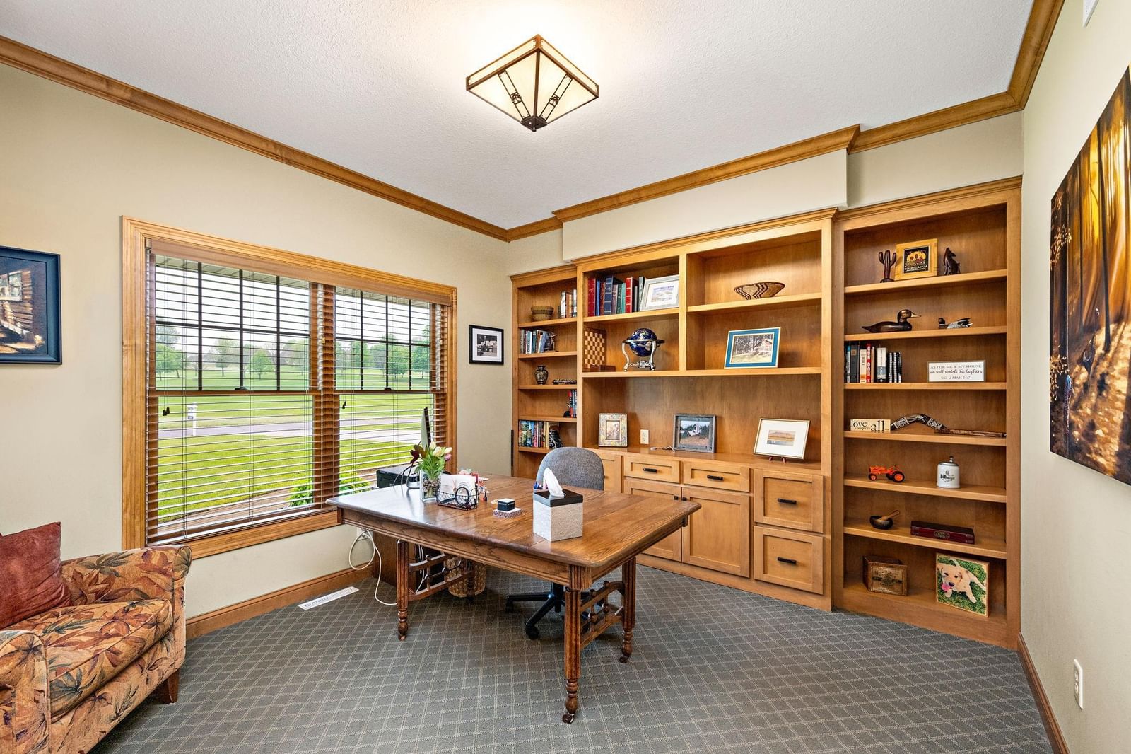 3990 Golfview Drive