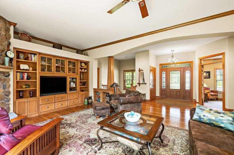 3990 Golfview Drive - Photo 6