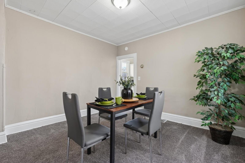 1368 Payne Avenue - Photo 11