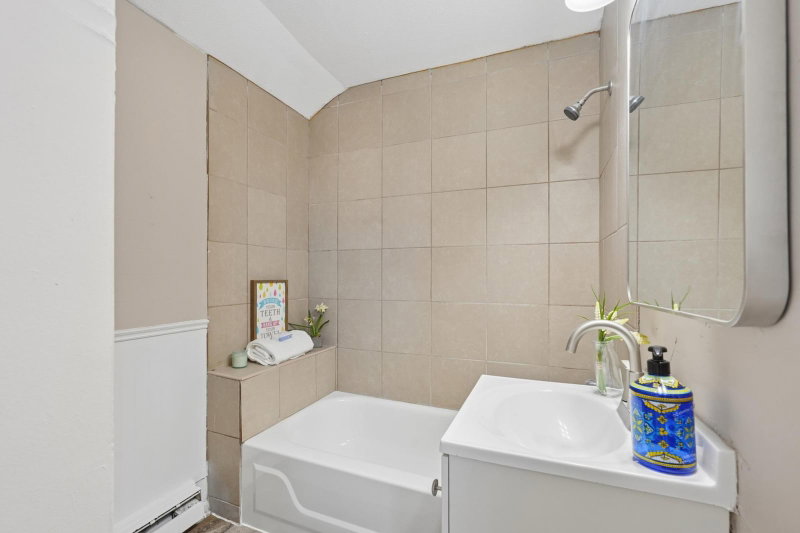1368 Payne Avenue - Photo 20