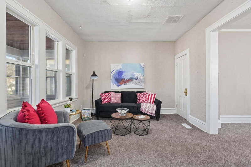 1368 Payne Avenue - Photo 7