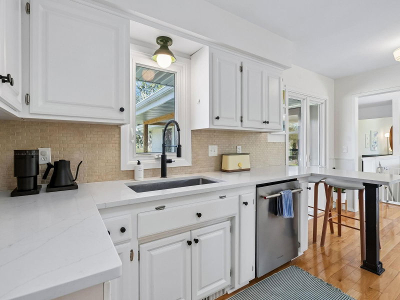 6401 Doron Lane - Photo 13