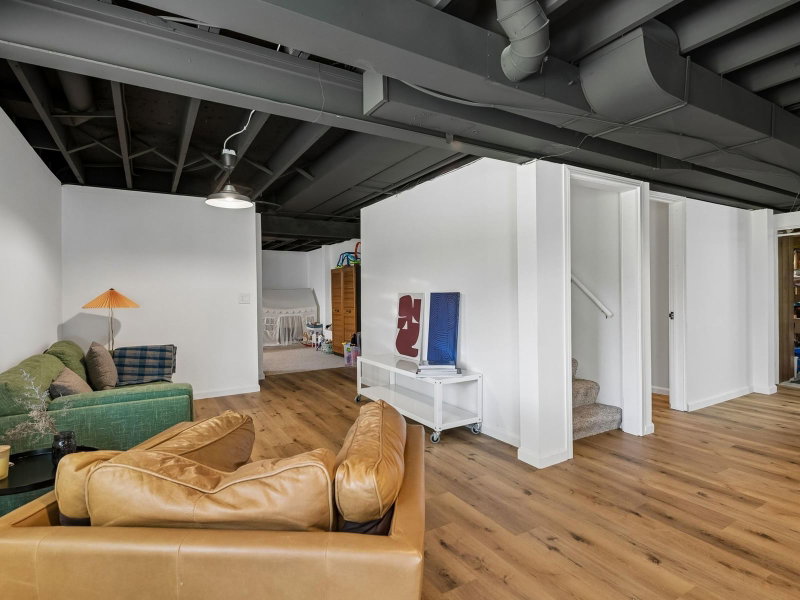 6401 Doron Lane - Photo 27