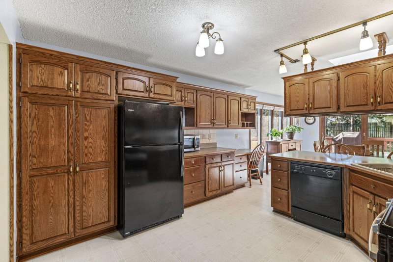 3140 68th Street E - Photo 11