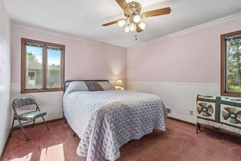 3140 68th Street E - Photo 16