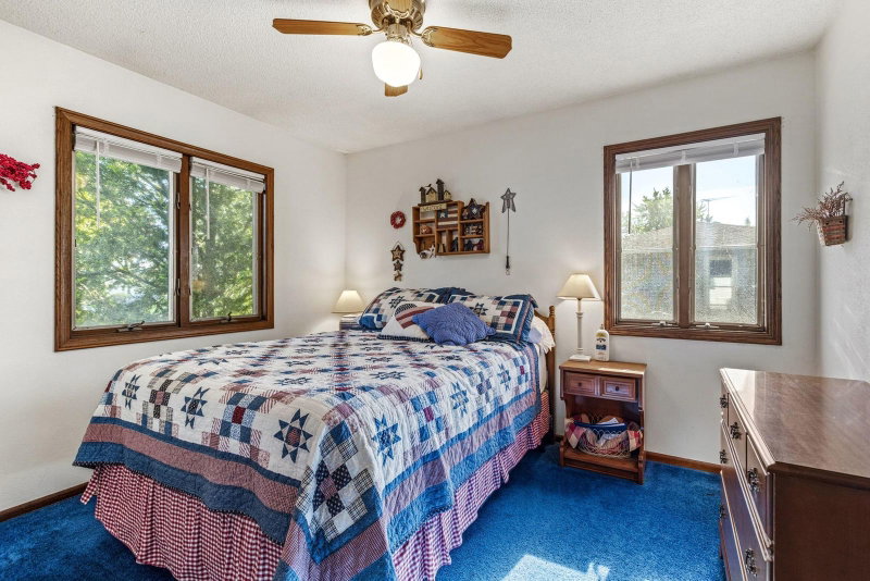 3140 68th Street E - Photo 18