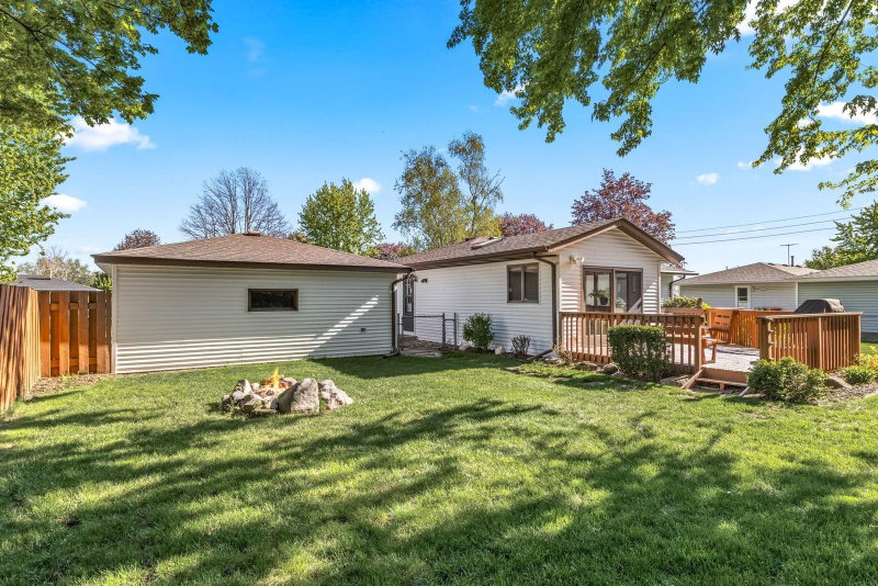 3140 68th Street E - Photo 31