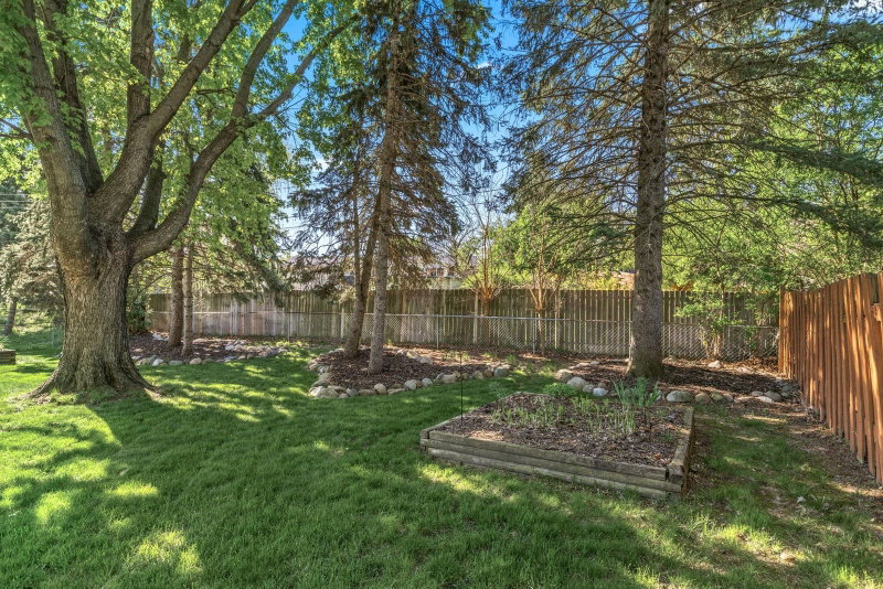 3140 68th Street E - Photo 35
