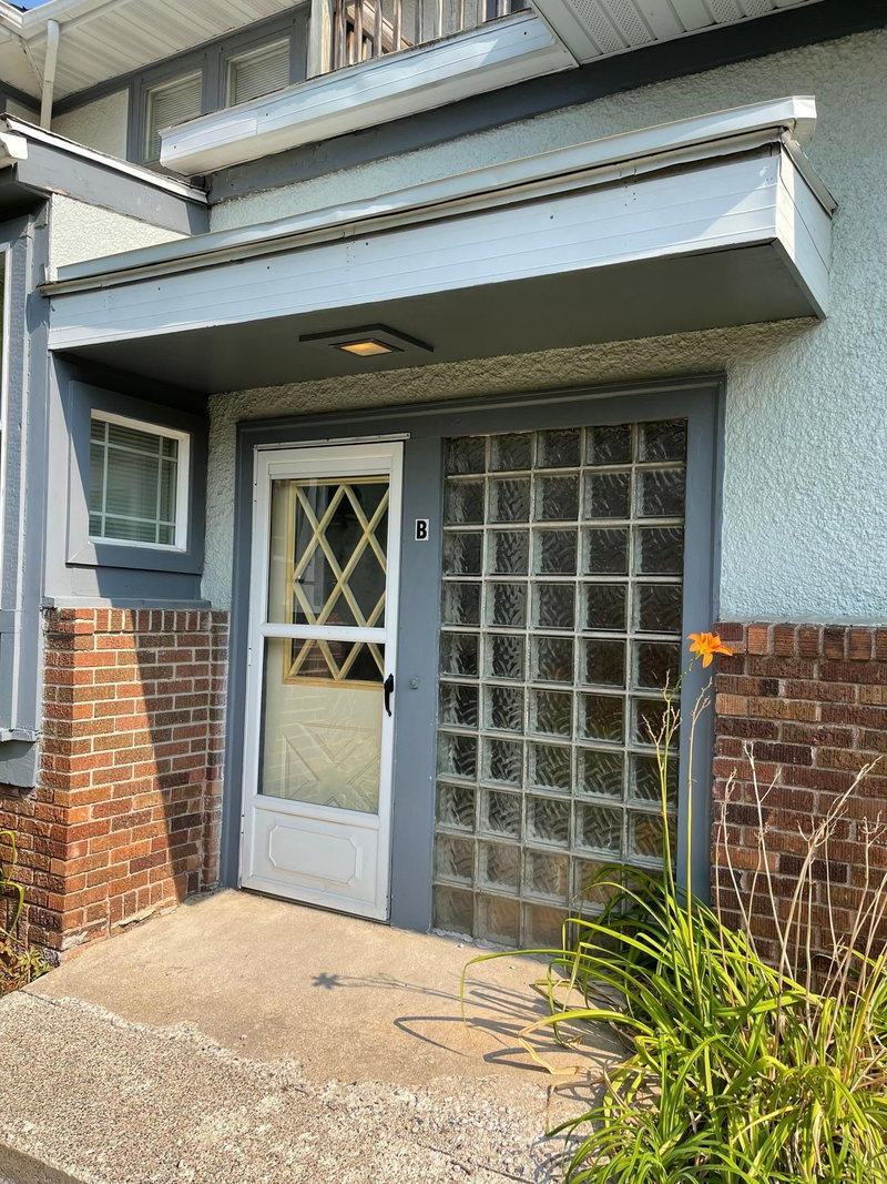 258 Macalester Street - Photo 15