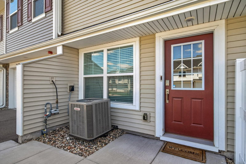 8076 150th Place NW - Photo 4