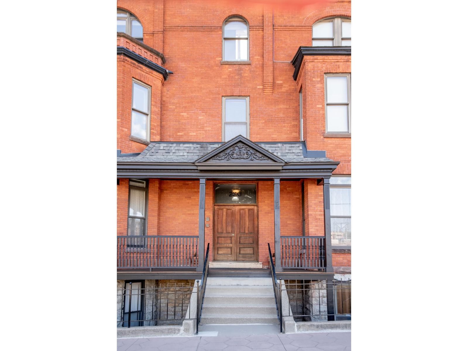 230 Exchange Street S #M
