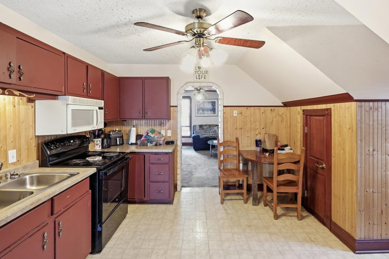 1415 44th Avenue N - Photo 13