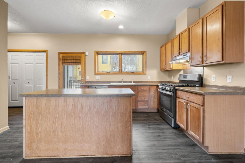 568 State Street #C - Photo 9