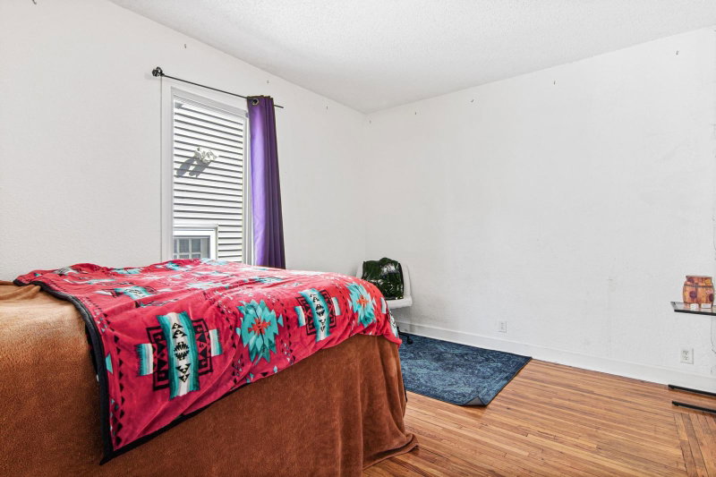 3236 James Avenue N - Photo 14
