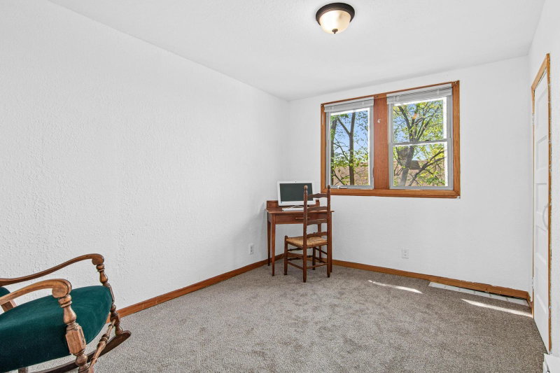 3236 James Avenue N - Photo 24