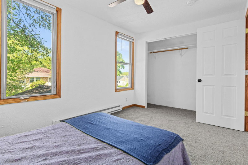 3236 James Avenue N - Photo 27