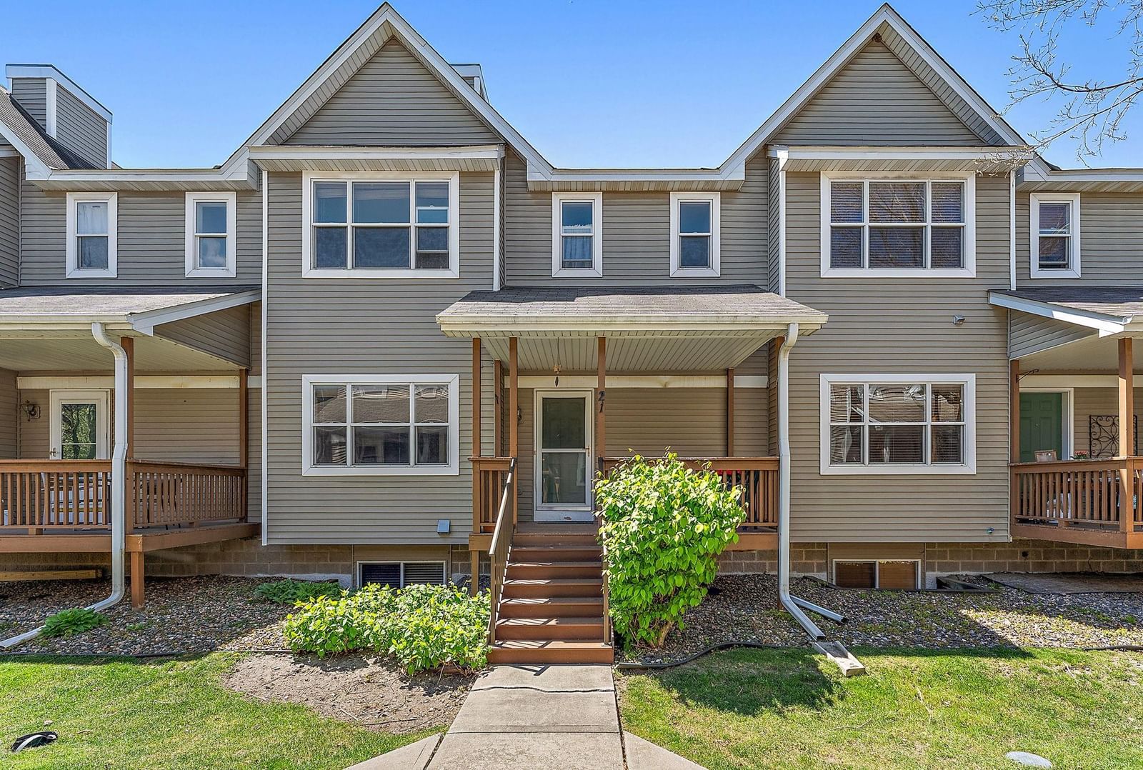 21 River Bend Place