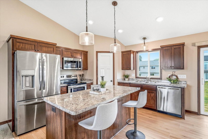 422 Bluebird Drive NW - Photo 14