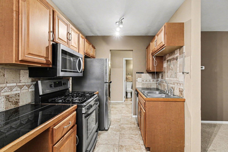 3237 15th Avenue S #15 - Photo 2