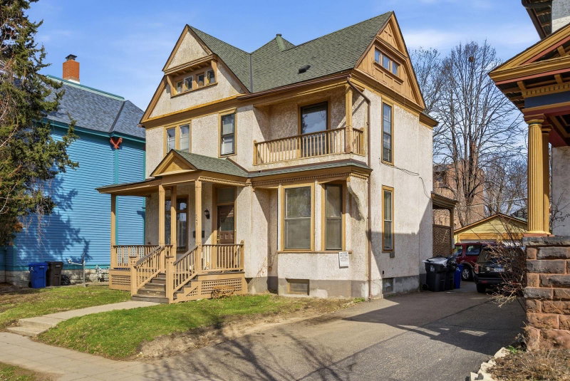 549 Selby Avenue