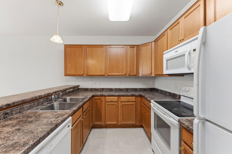 8200 W 33rd Street #302 - Photo 9