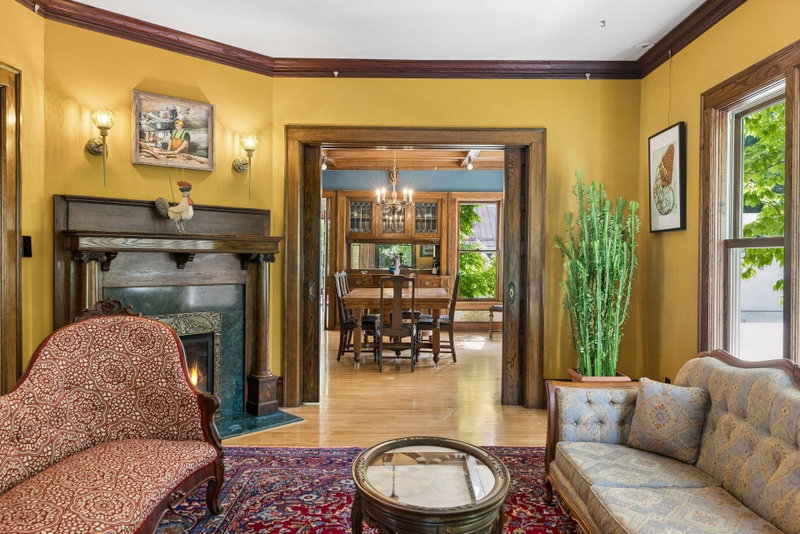 1929 James Avenue S - Photo 12
