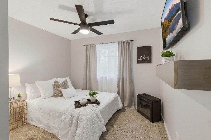 6168 Marlen Circle SE - Photo 5