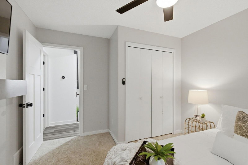 6168 Marlen Circle SE - Photo 6