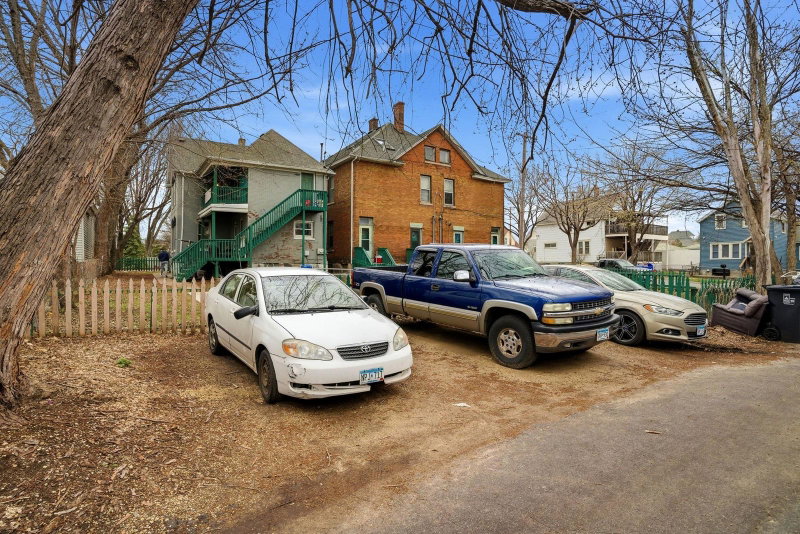 684 Virginia Street - Photo 13