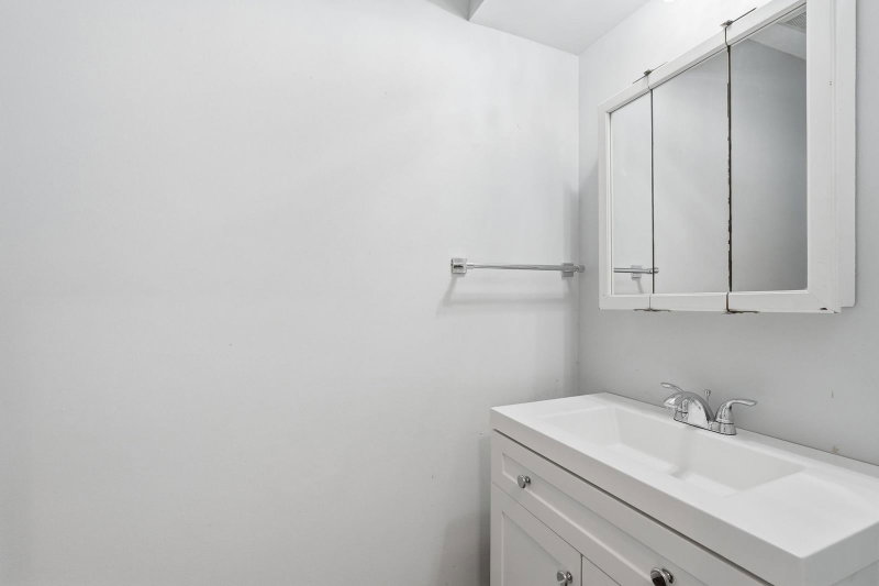 1827 Yuma Lane N - Photo 12