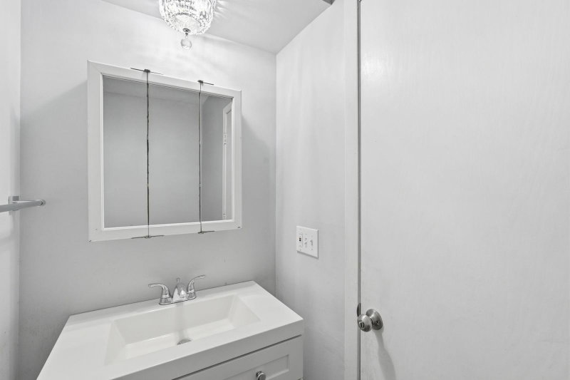1827 Yuma Lane N - Photo 20