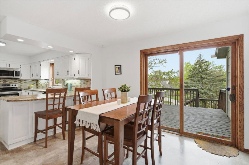 2500 Highland View Avenue S - Photo 12