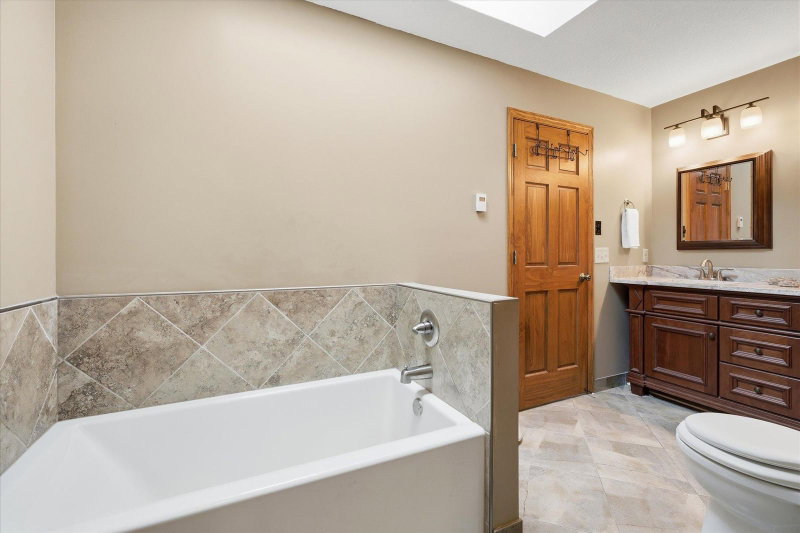 2500 Highland View Avenue S - Photo 22