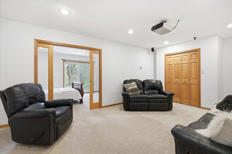 2500 Highland View Avenue S - Photo 41