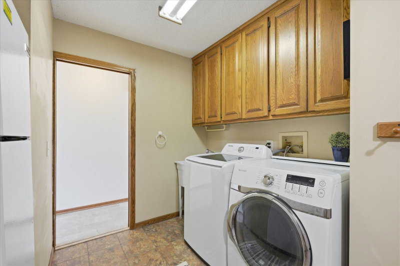 2500 Highland View Avenue S - Photo 47