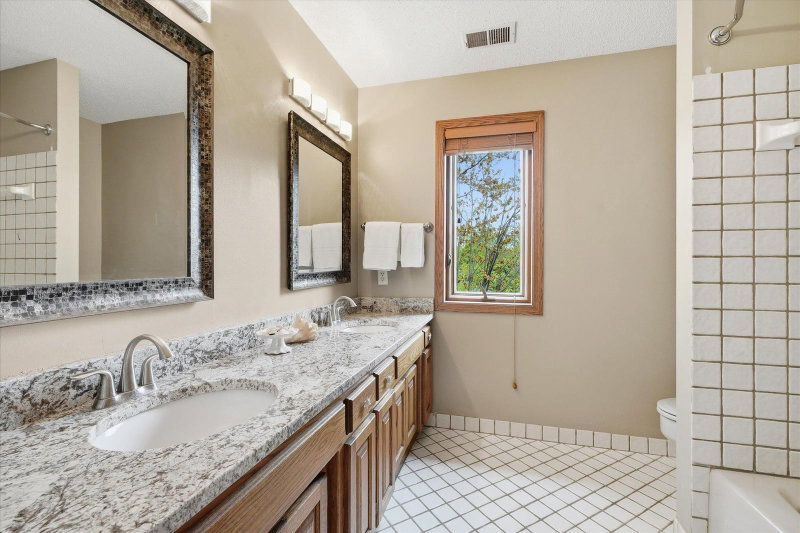 2500 Highland View Avenue S - Photo 48