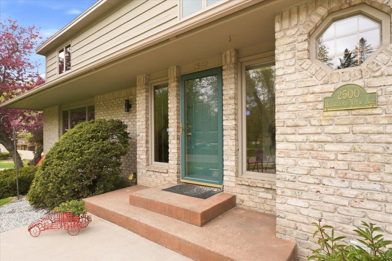 2500 Highland View Avenue S - Photo 55