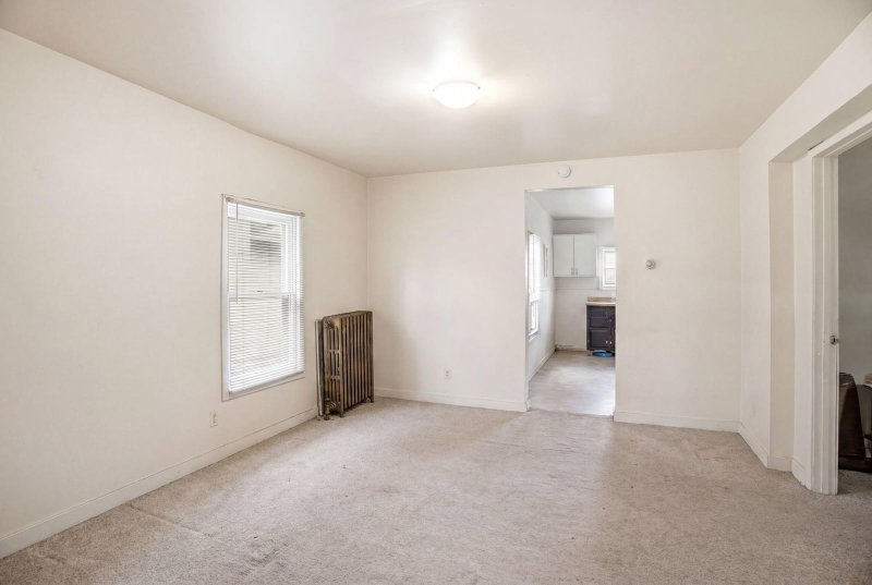 529 Galtier Street - Photo 3