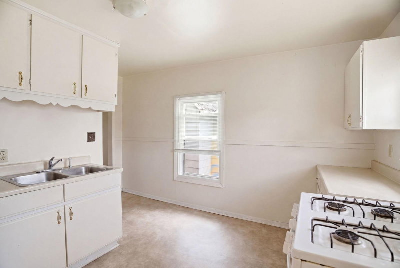 529 Galtier Street - Photo 8