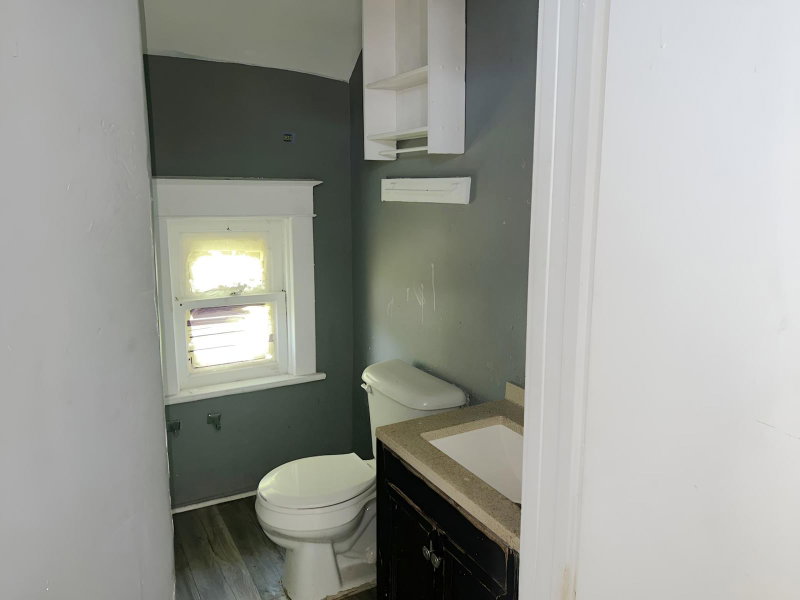 686 Sherburne Avenue - Photo 18