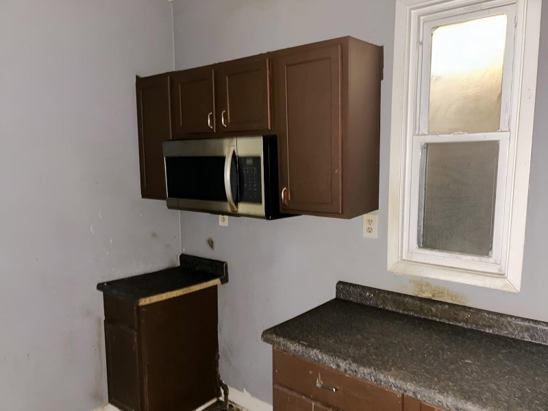 686 Sherburne Avenue - Photo 9