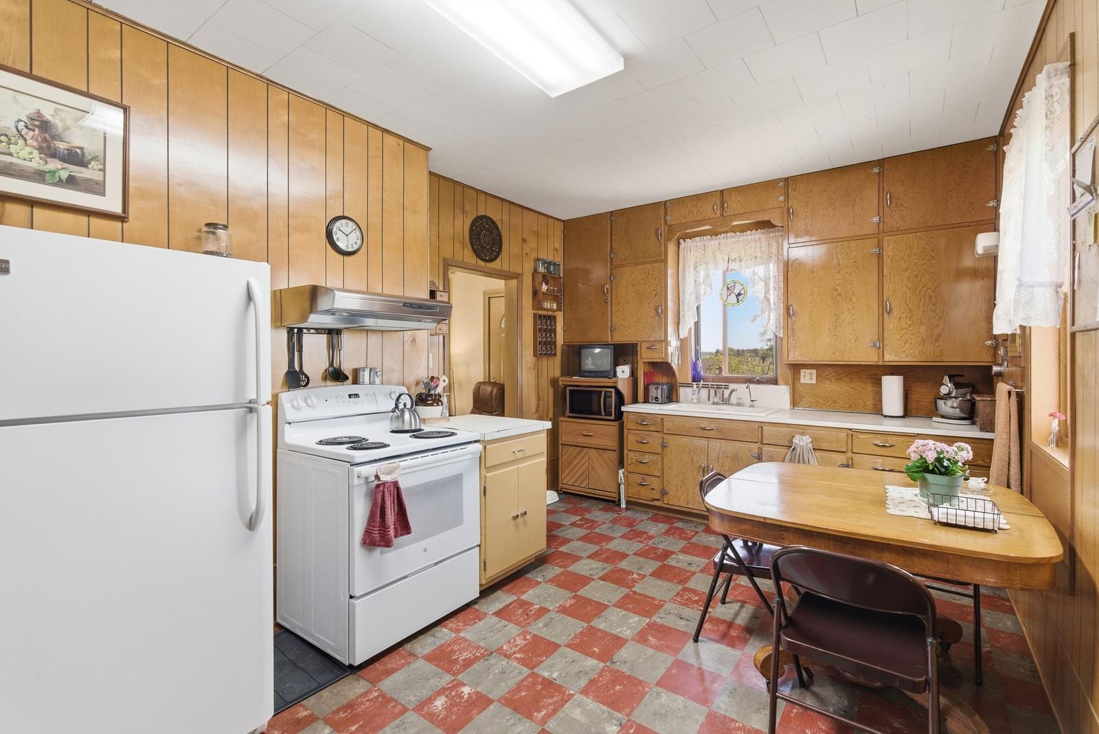 45748 State Highway 111