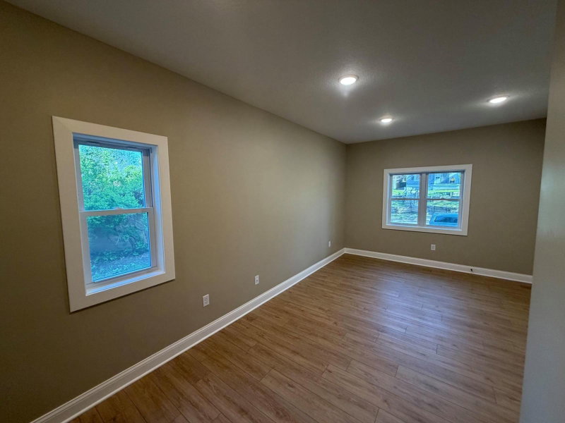 892 4th Street E - Photo 7