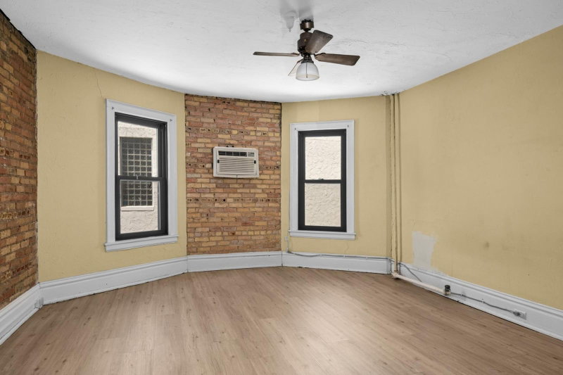11 S 12th Street #303 - Photo 7
