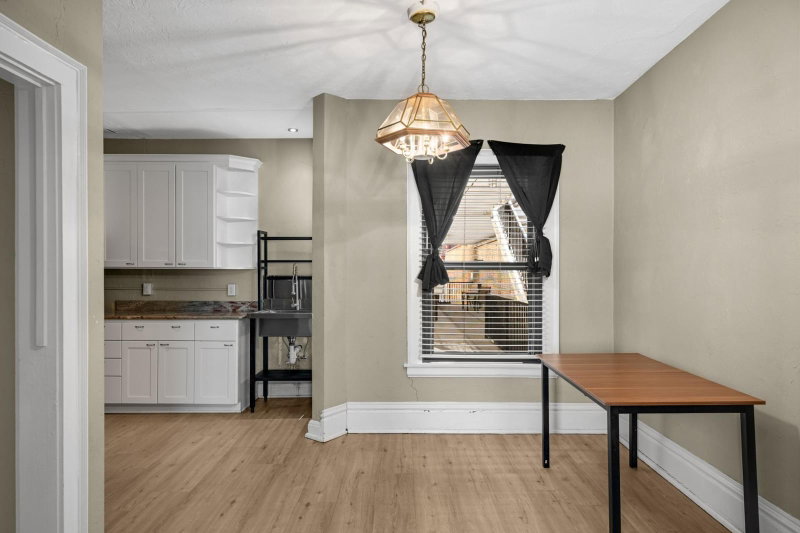 11 S 12th Street #303 - Photo 9