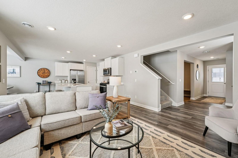 2084 Clearwater Terrace - Photo 3